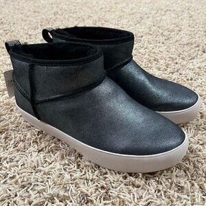 Skechers Women’s Memory Foam Strand Star Cozy Shimmer Mini Boots, Size 9 (New)